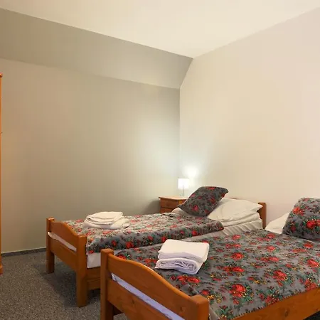 Pod Wierchem 3* Białka